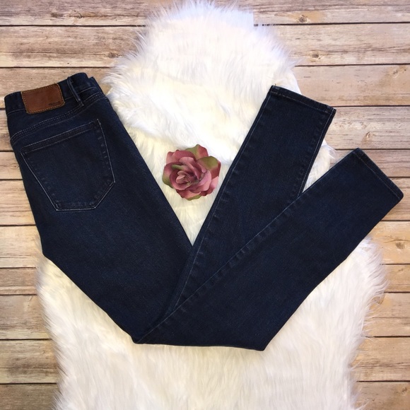Madewell Denim - Madewell Skinny Low Dark Wash Jeans. Size 24.